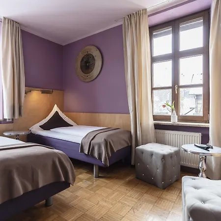 Hotel Fantasia Budget Boutique 3*